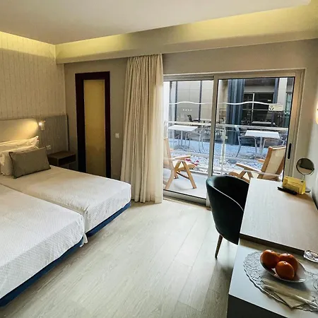 Alisios Hotell 4*